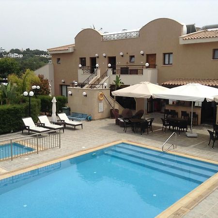Avillion Holiday Apartments Klorakas Exterior photo