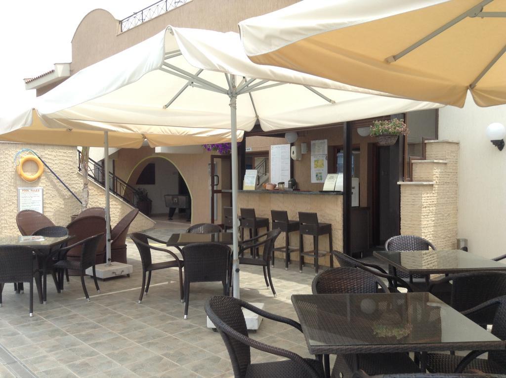 Avillion Holiday Apartments Klorakas Exterior photo