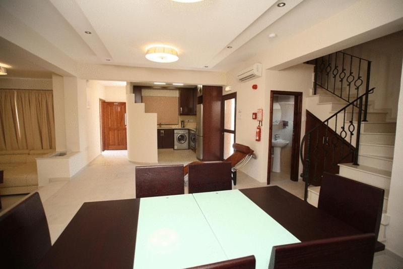 Avillion Holiday Apartments Klorakas Room photo